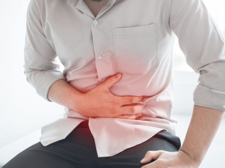 Uvećana prostata objašnjena: simptomi koje muškarci ne bi smeli da ignorišu